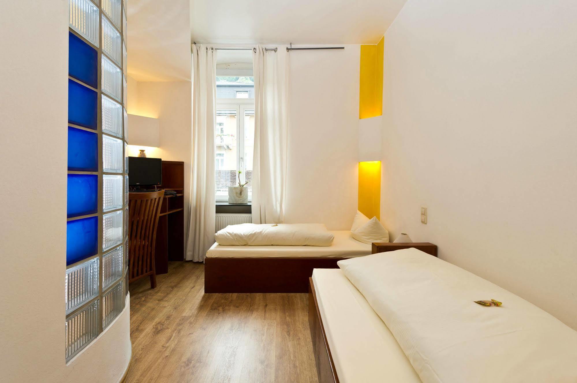 Hotel Monpti Heidelberg Exterior photo
